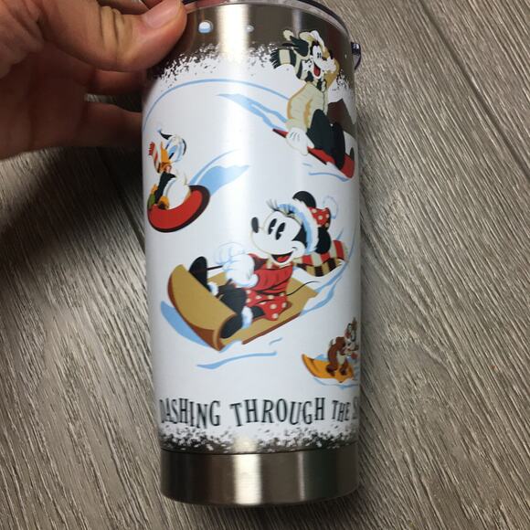 Disney 2021 Holiday Lodge Mickey Snow Pluto Minnie stainless tumbler 560mL 19oz - Picture 2 of 8